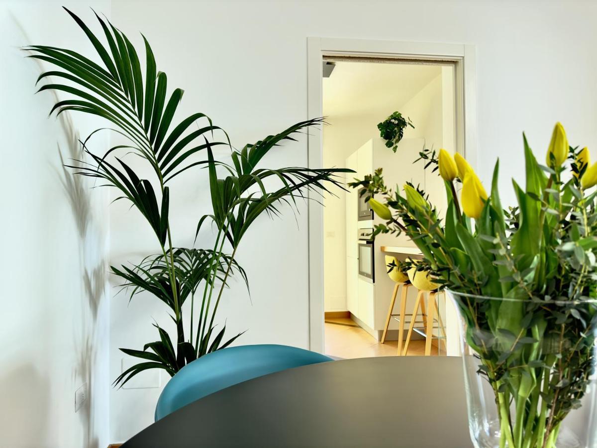 Salento Sweet Home - Obelisco Luxury Apartment Lecce Bagian luar foto