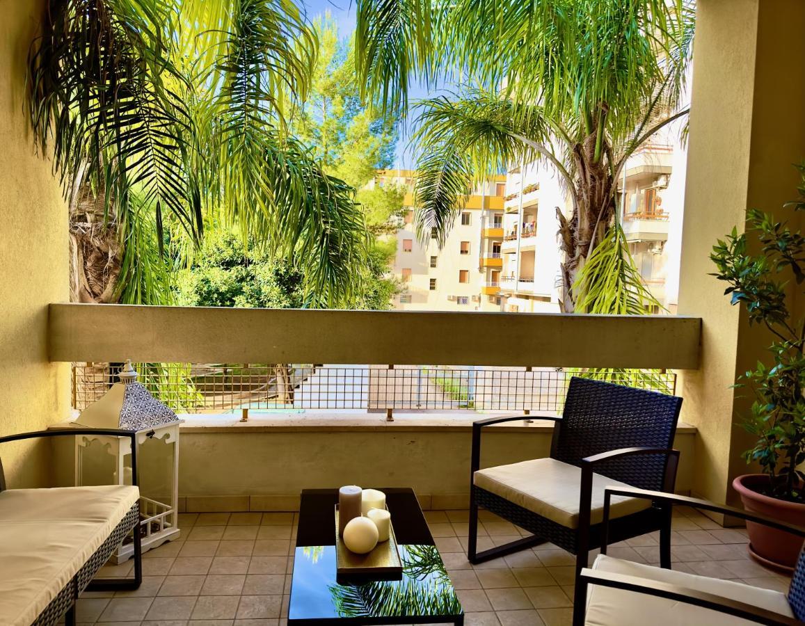 Salento Sweet Home - Obelisco Luxury Apartment Lecce Bagian luar foto