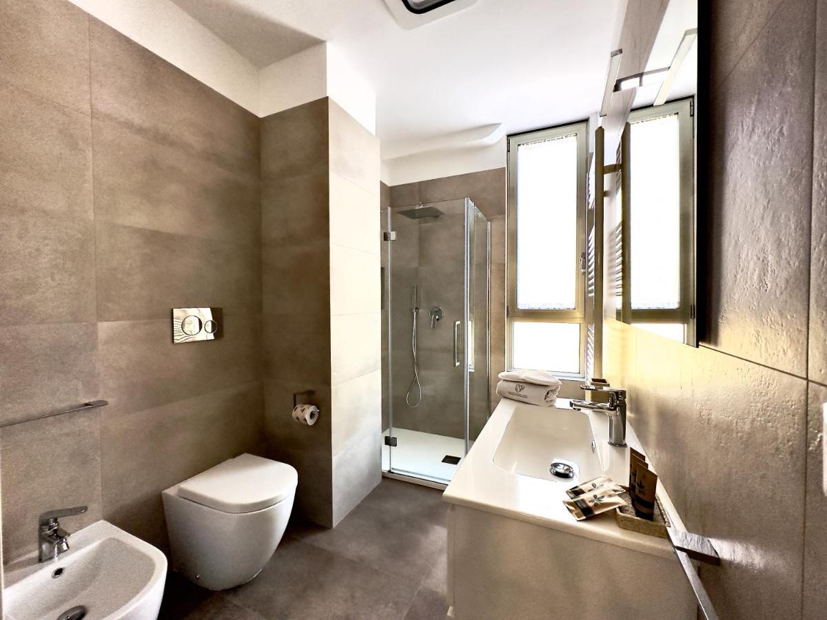 Salento Sweet Home - Obelisco Luxury Apartment Lecce Bagian luar foto