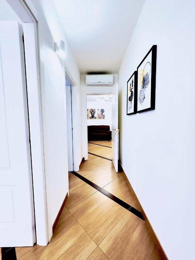 Salento Sweet Home - Obelisco Luxury Apartment Lecce Bagian luar foto